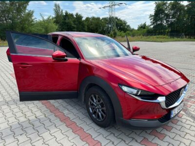 Sprzedam mazdę CX-30